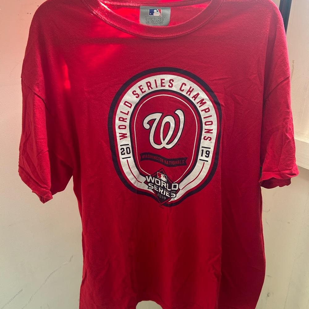 *lmtd ed vintage* World Series Champions Washington Nationals official MLB tee